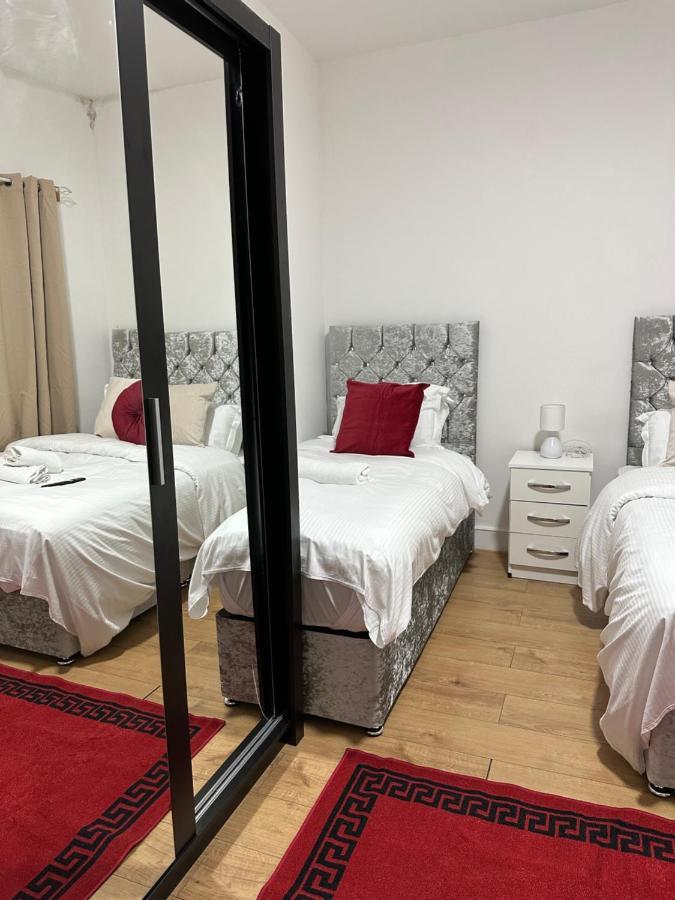 City Lodge Shadwell London Luaran gambar